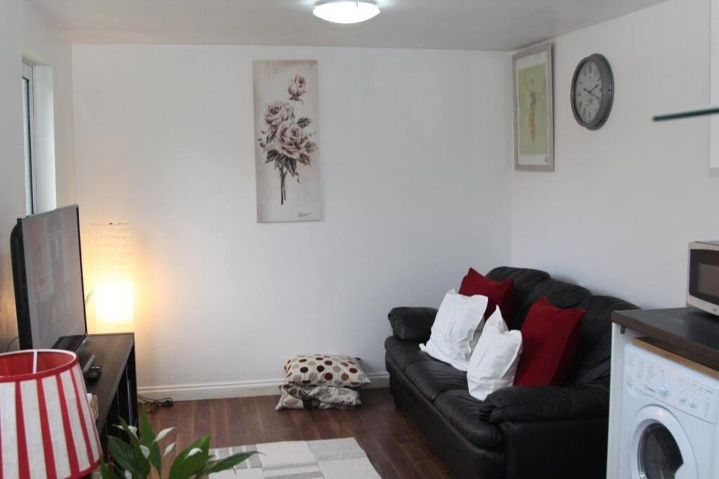 Cosy London Holiday Home 외부 사진